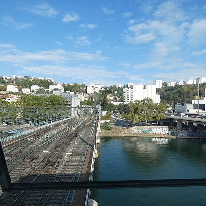 Photo de Poste d’aiguillage n 1 de la gare de Lyon-Perrache