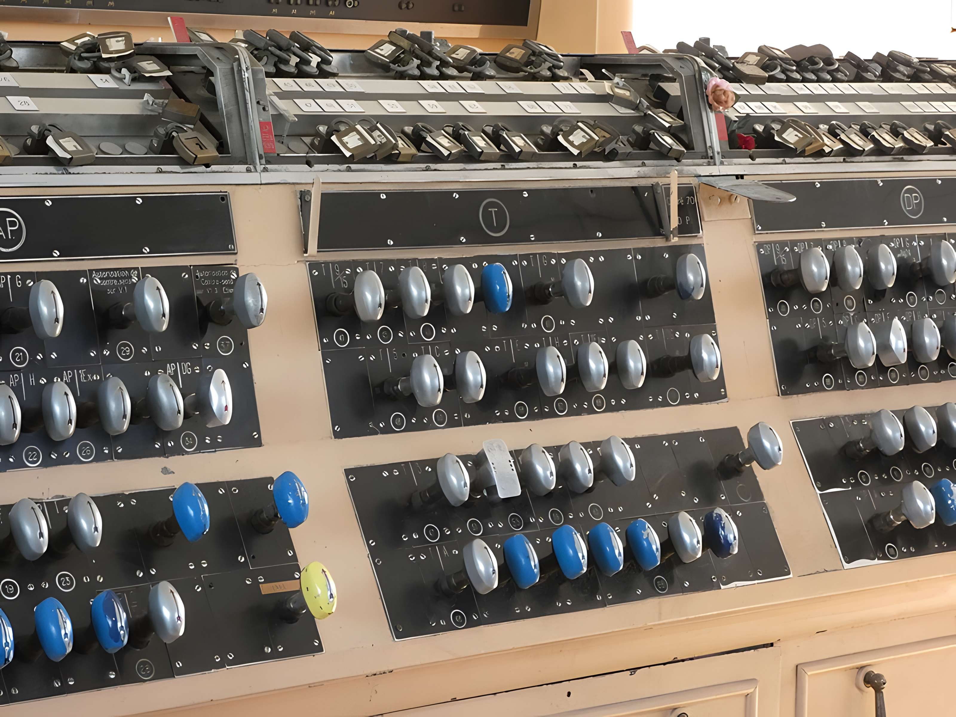 Poste d’aiguillage n° 1 de la gare de Lyon-Perrache