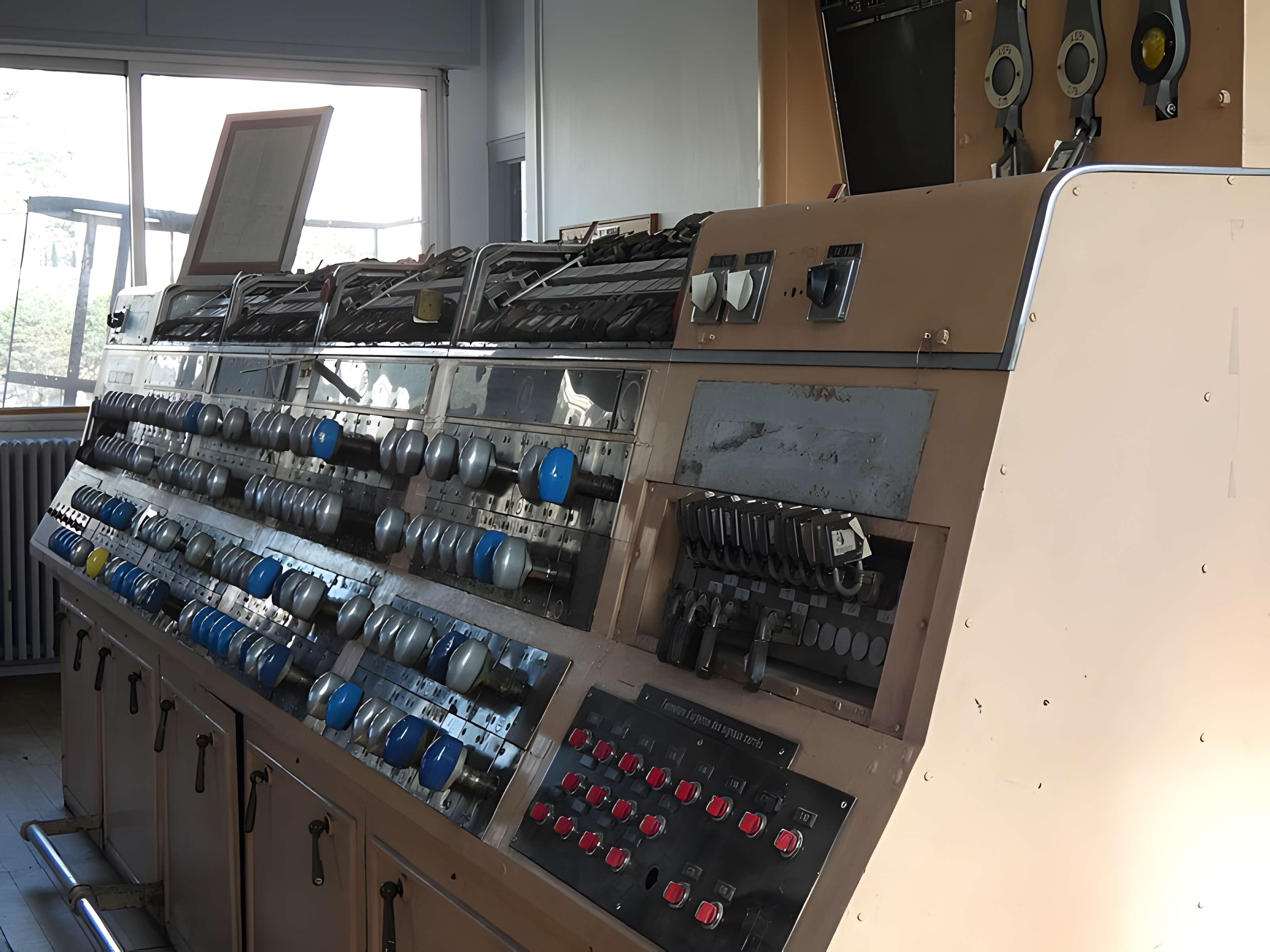 Poste d’aiguillage n° 1 de la gare de Lyon-Perrache