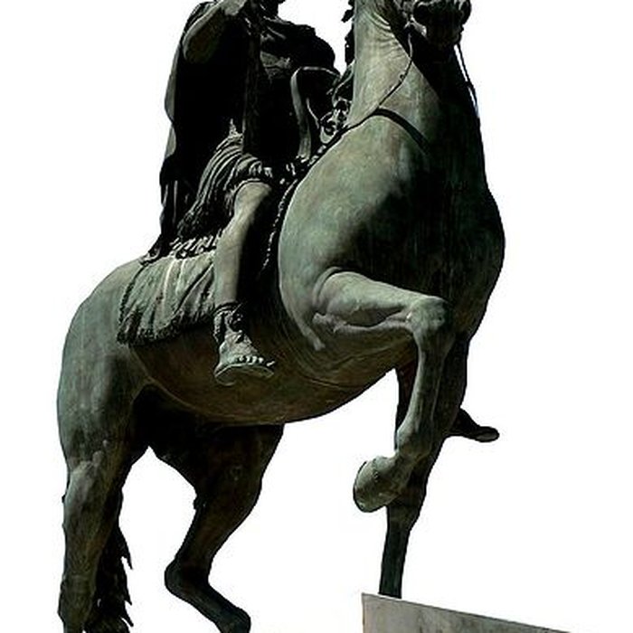 Photo de Statue de Louis XIV