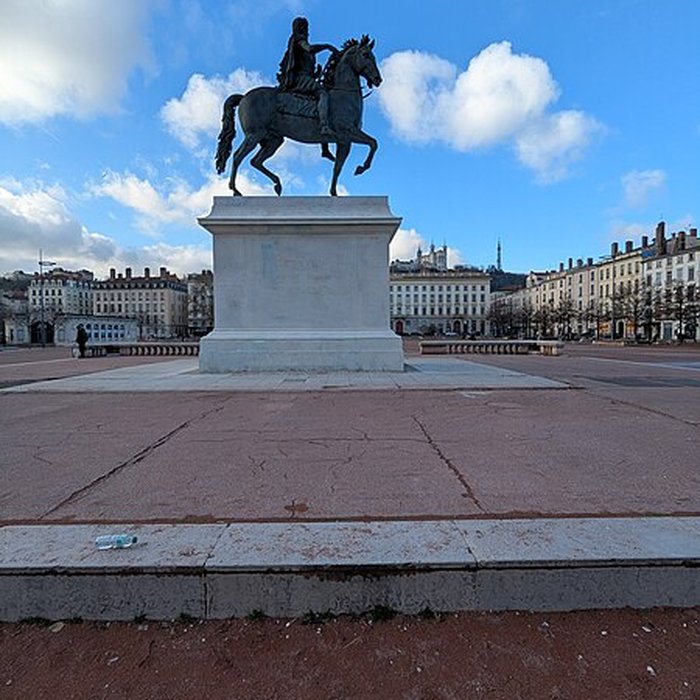 Photo de Statue de Louis XIV