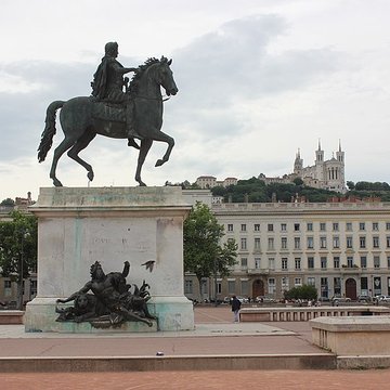 Statue de Louis XIV