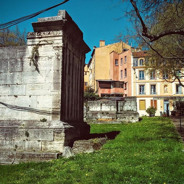 Photo de Tombeaux romains de Trion