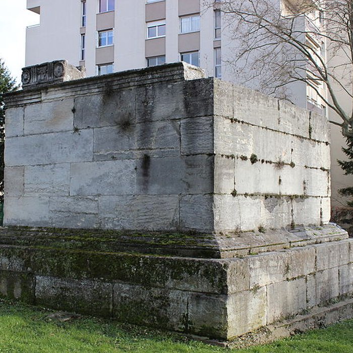 Photo de Tombeaux romains de Trion