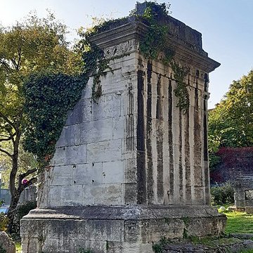 Tombeaux romains de Trion