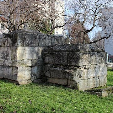 Tombeaux romains de Trion