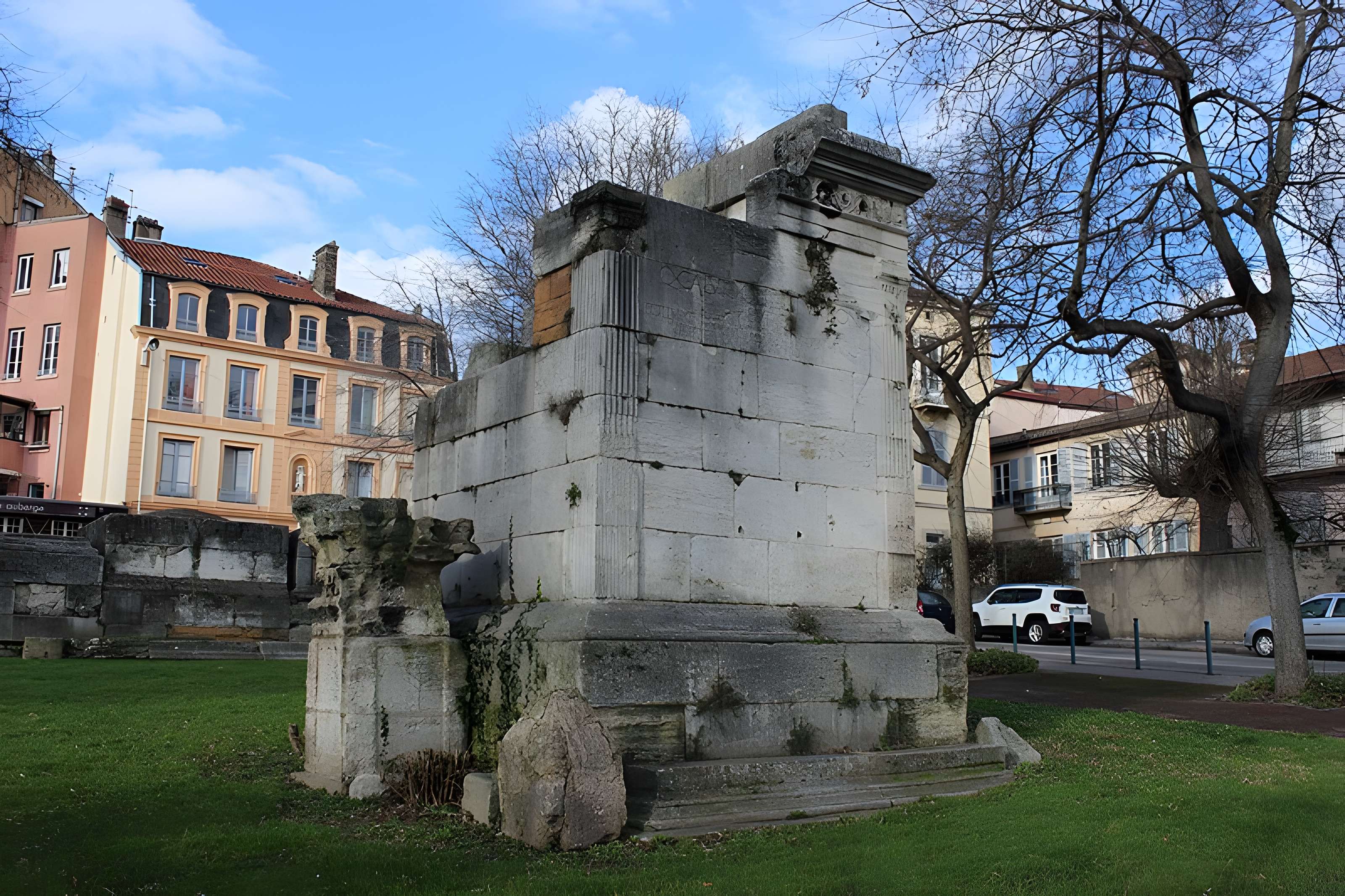 Tombeaux romains de Trion