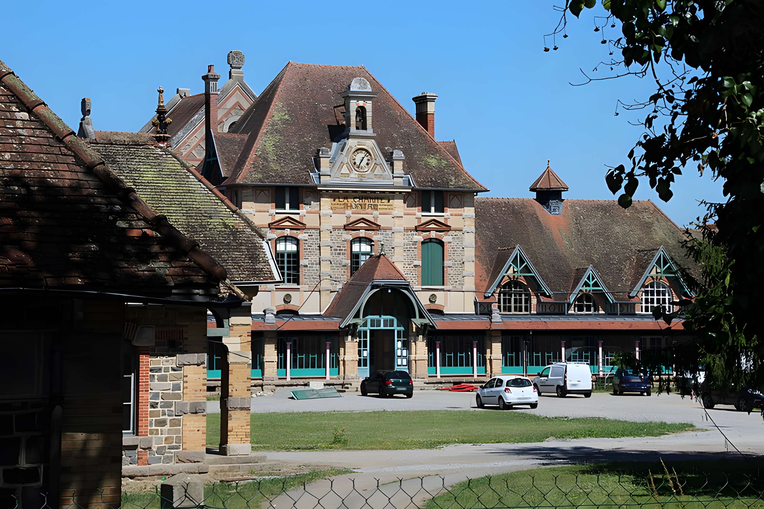 Hôpital de la Charité de Lavault-Sainte-Anne