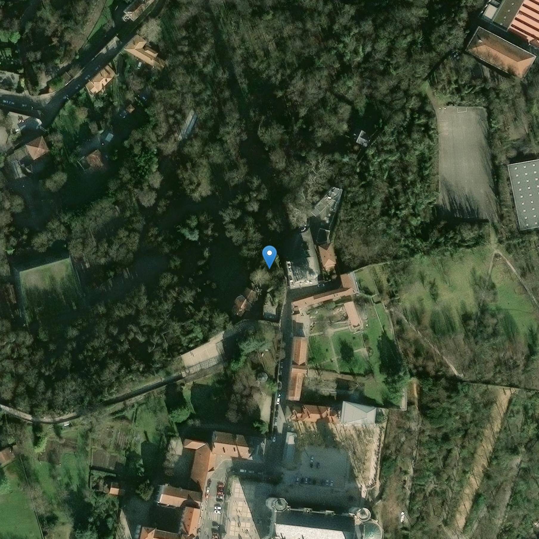 Photo de Vestiges van de aquaduct tank bekend als de Engelen