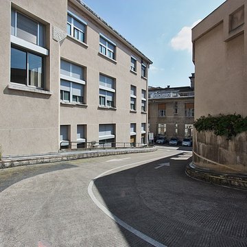 Hôpital Edouard Herriot ou hôpital de Grange-Blanche