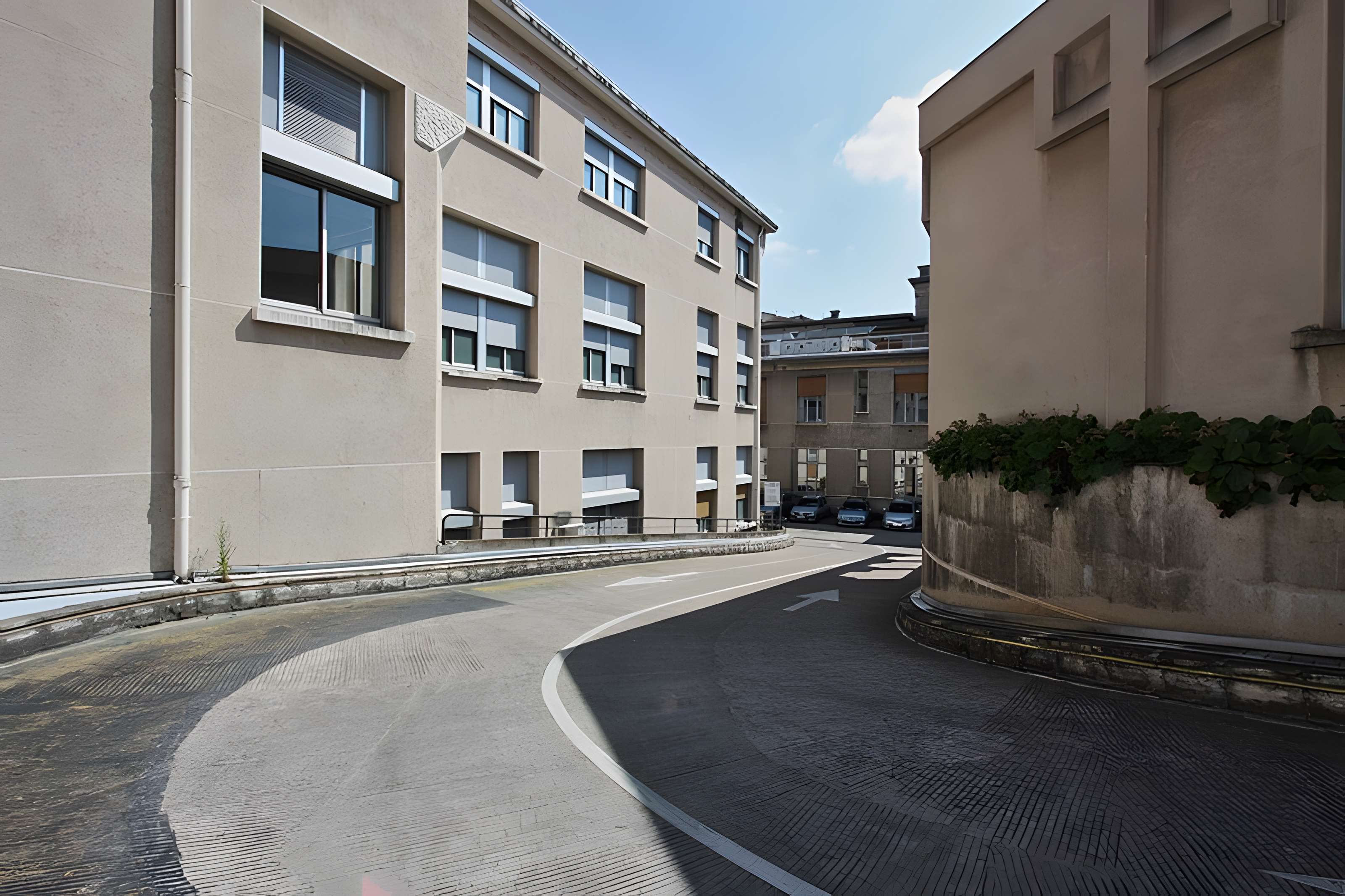 Hôpital Edouard Herriot ou hôpital de Grange-Blanche