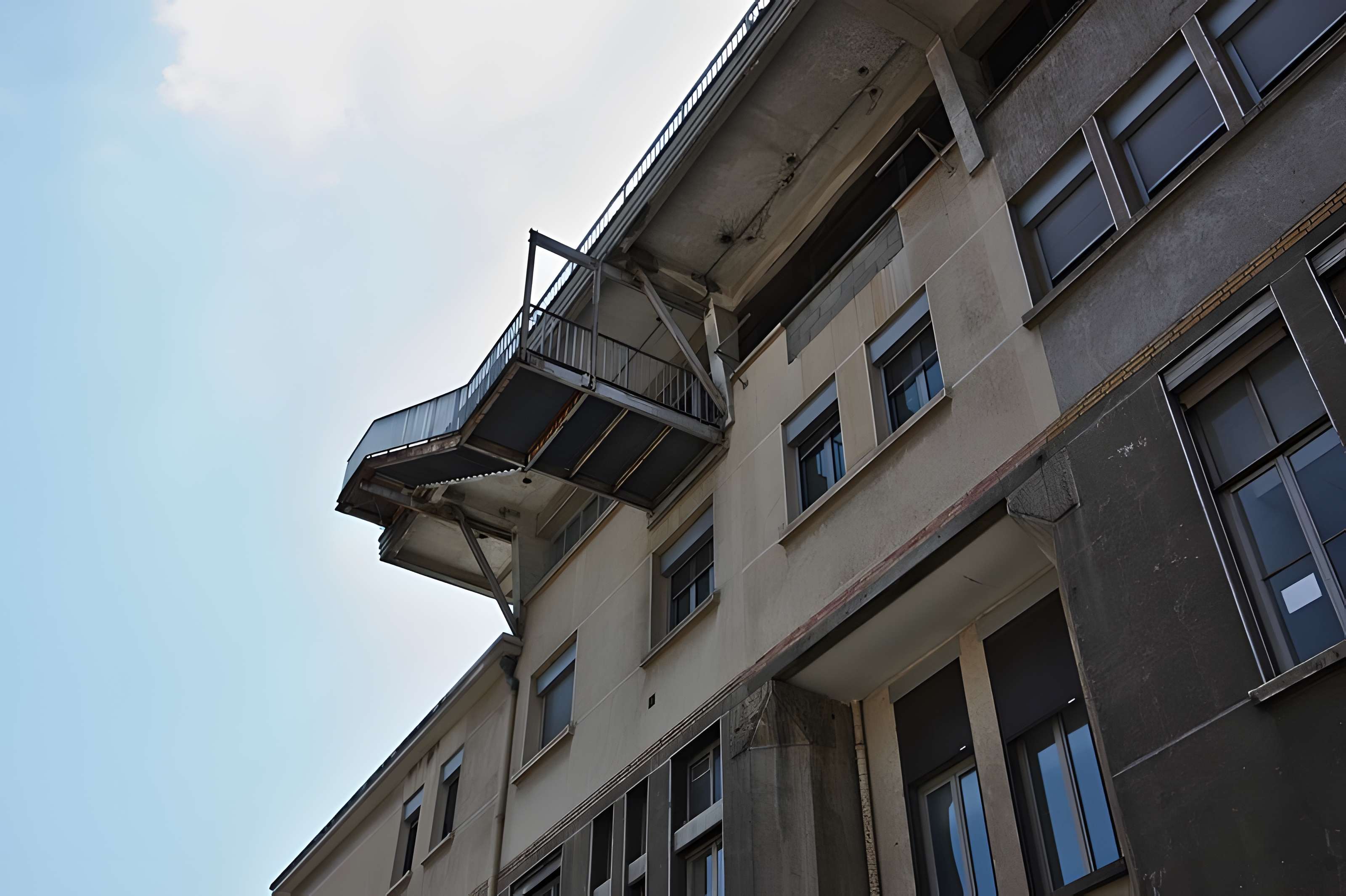 Hôpital Edouard Herriot ou hôpital de Grange-Blanche