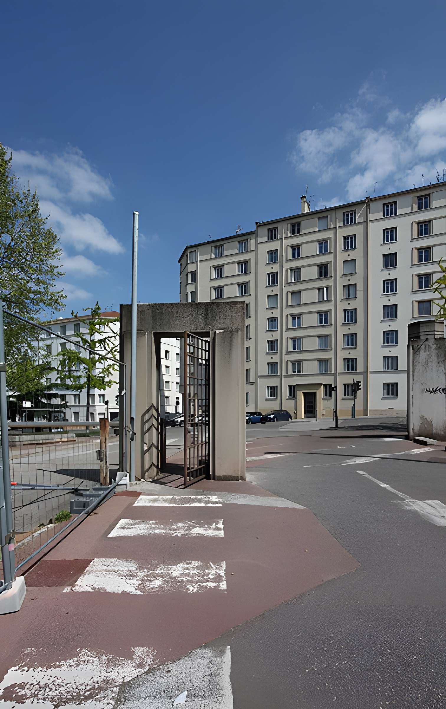 Hôpital Edouard Herriot ou hôpital de Grange-Blanche