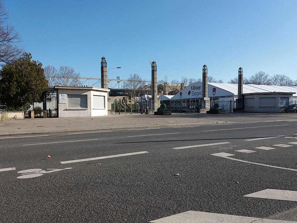 Stade municipal dit stade Gerland