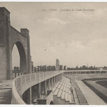 Stade municipal dit stade Gerland
