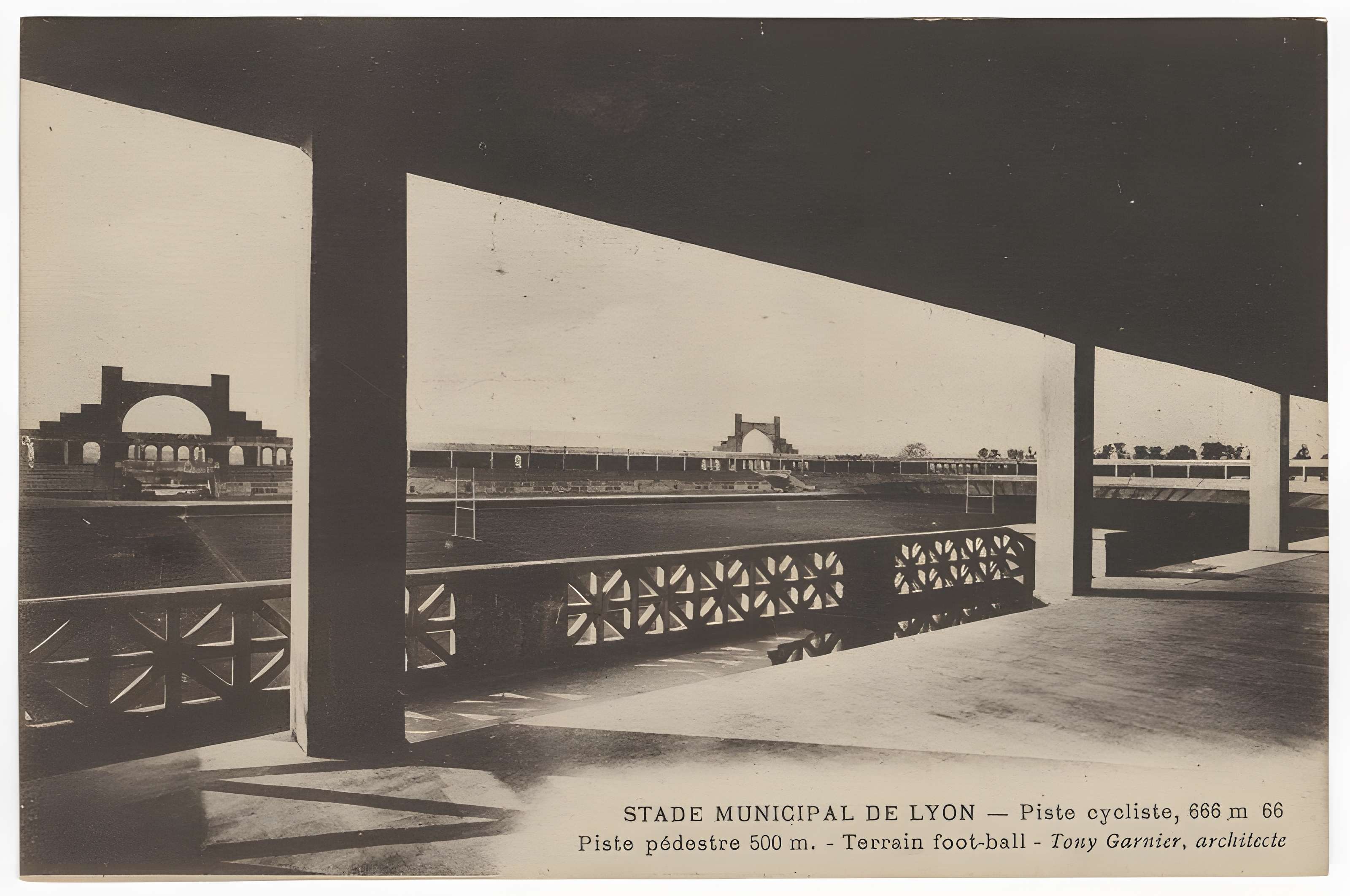 Stade municipal dit stade Gerland