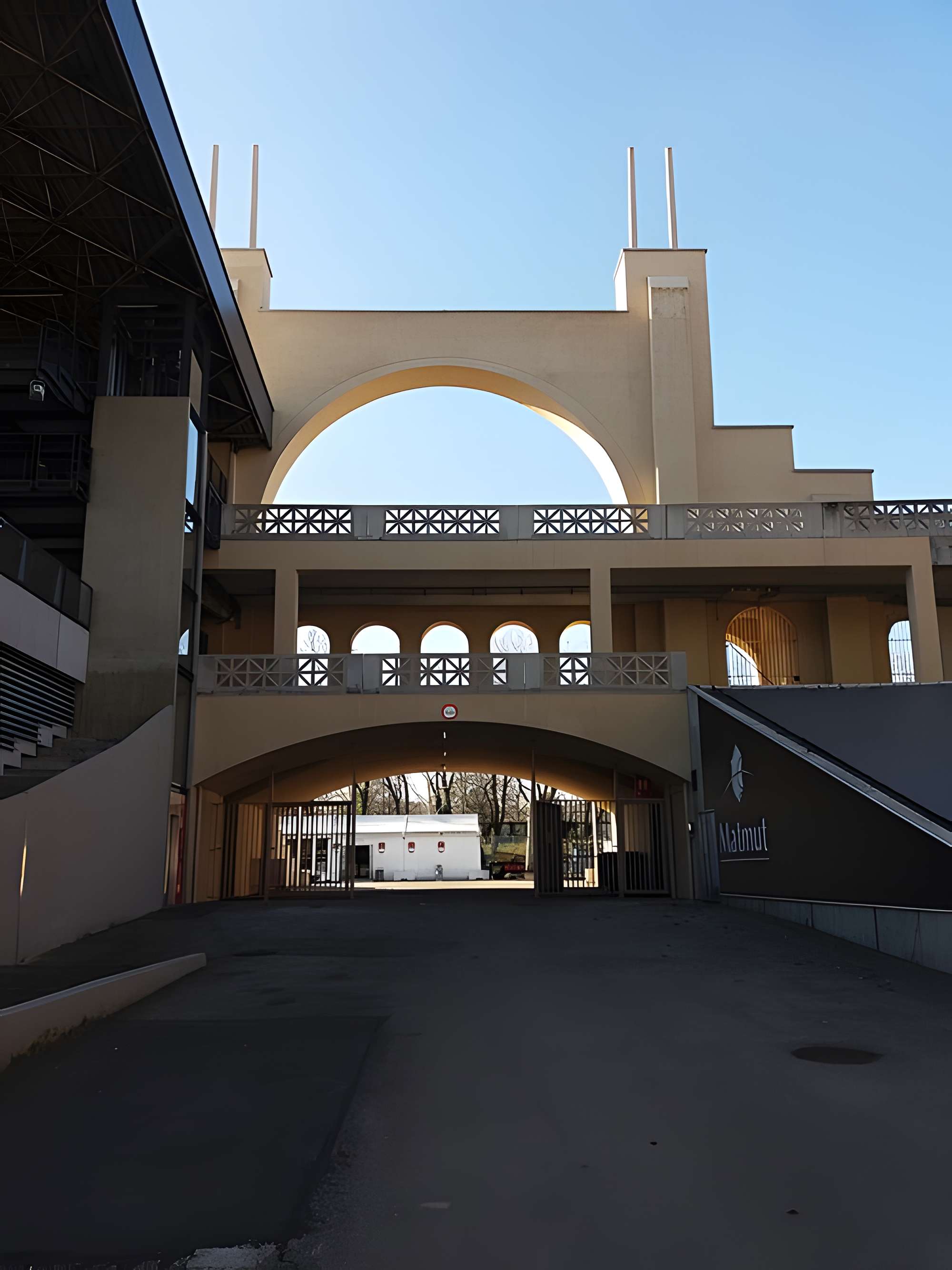 Stade municipal dit stade Gerland