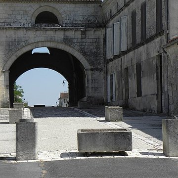 Hôpital des pèlerins de Pons