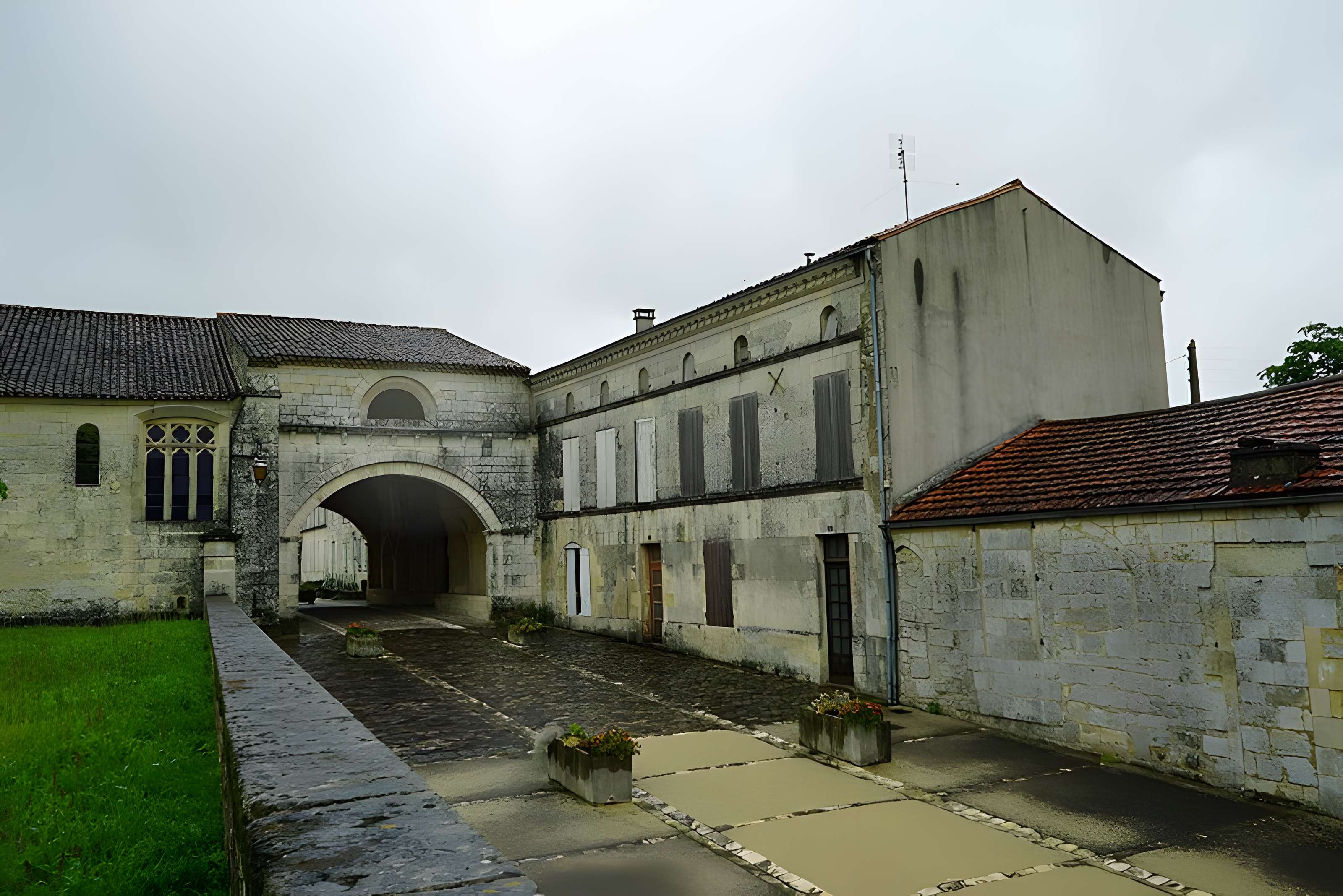 Hôpital des pèlerins de Pons