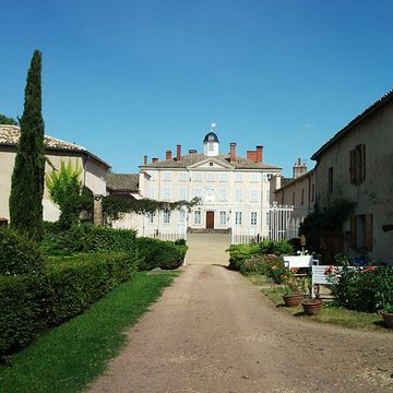 Château de Laye également sur commune de Arnas