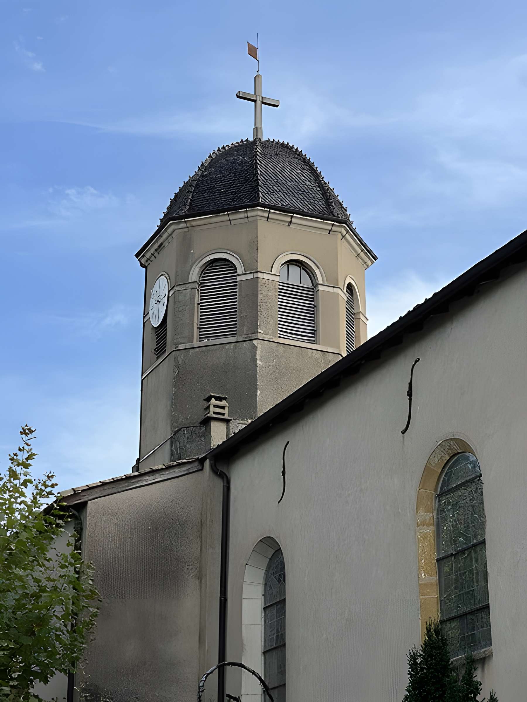Église paroissiale Saint-Léger