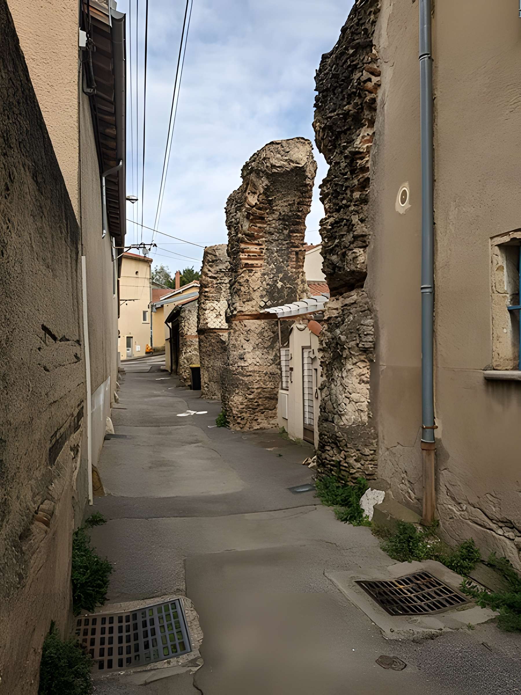 Aqueduc dit du chemin de Narcel