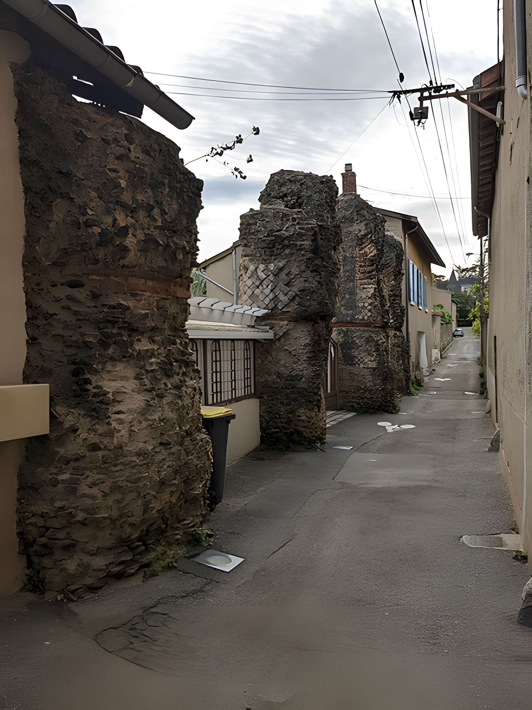 Aqueduc dit du chemin de Narcel