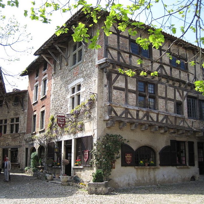 Photo de Hostellerie du Vieux Pérouges