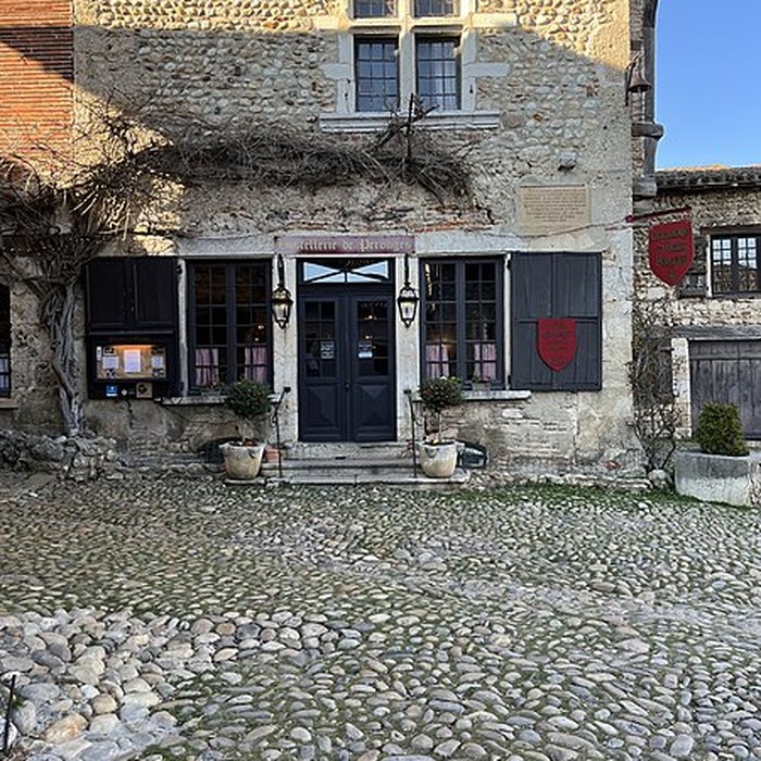 Photo de Hostellerie du Vieux Pérouges