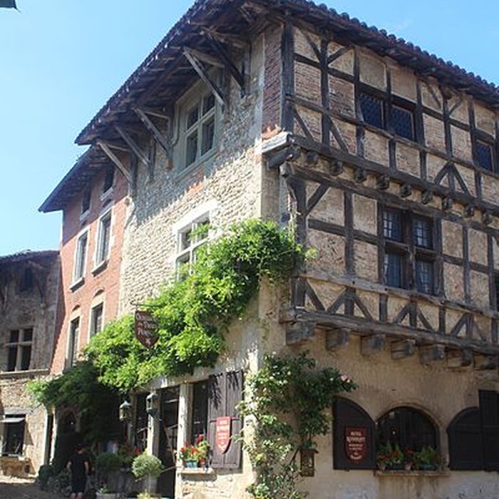 Photo de Hostellerie du Vieux Pérouges