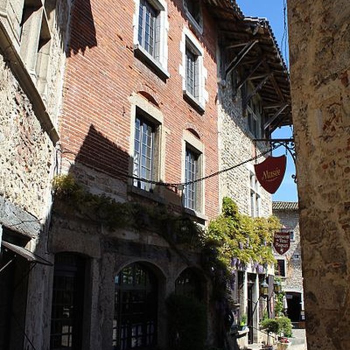 Photo de Hostellerie du Vieux Pérouges