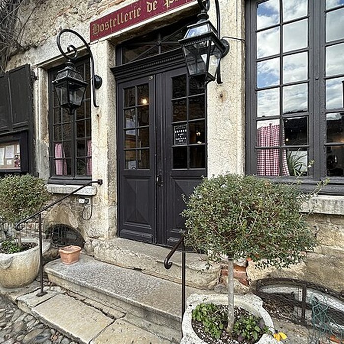 Photo de Hostellerie du Vieux Pérouges