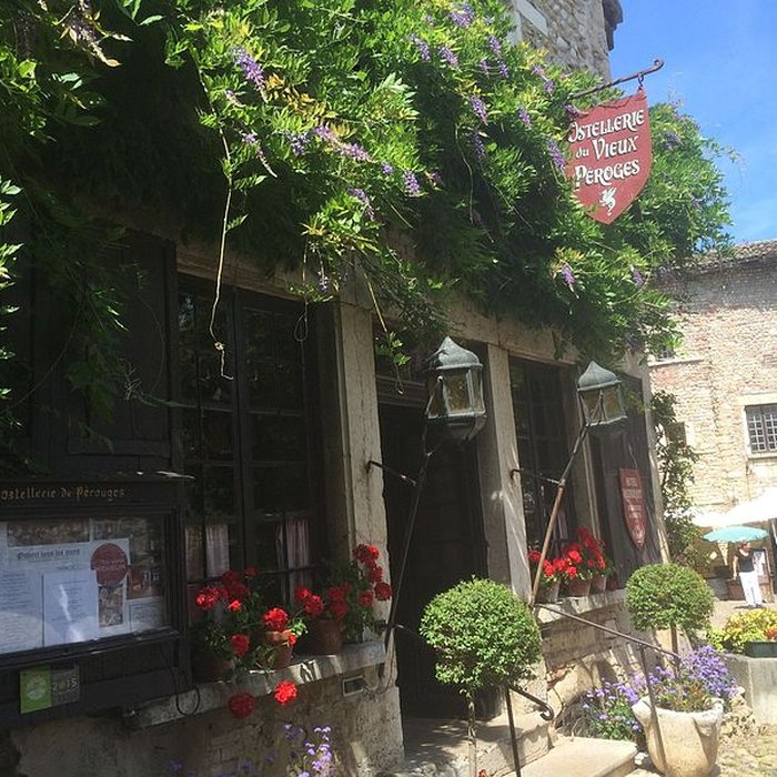 Photo de Hostellerie du Vieux Pérouges