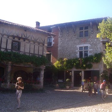 Hostellerie du Vieux Pérouges