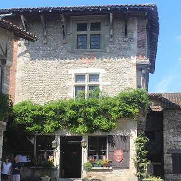 Hostellerie du Vieux Pérouges