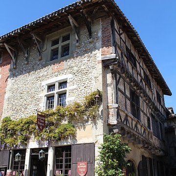 Hostellerie du Vieux Pérouges