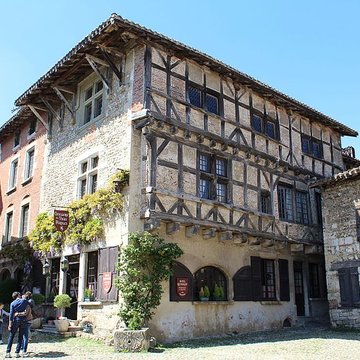 Hostellerie du Vieux Pérouges
