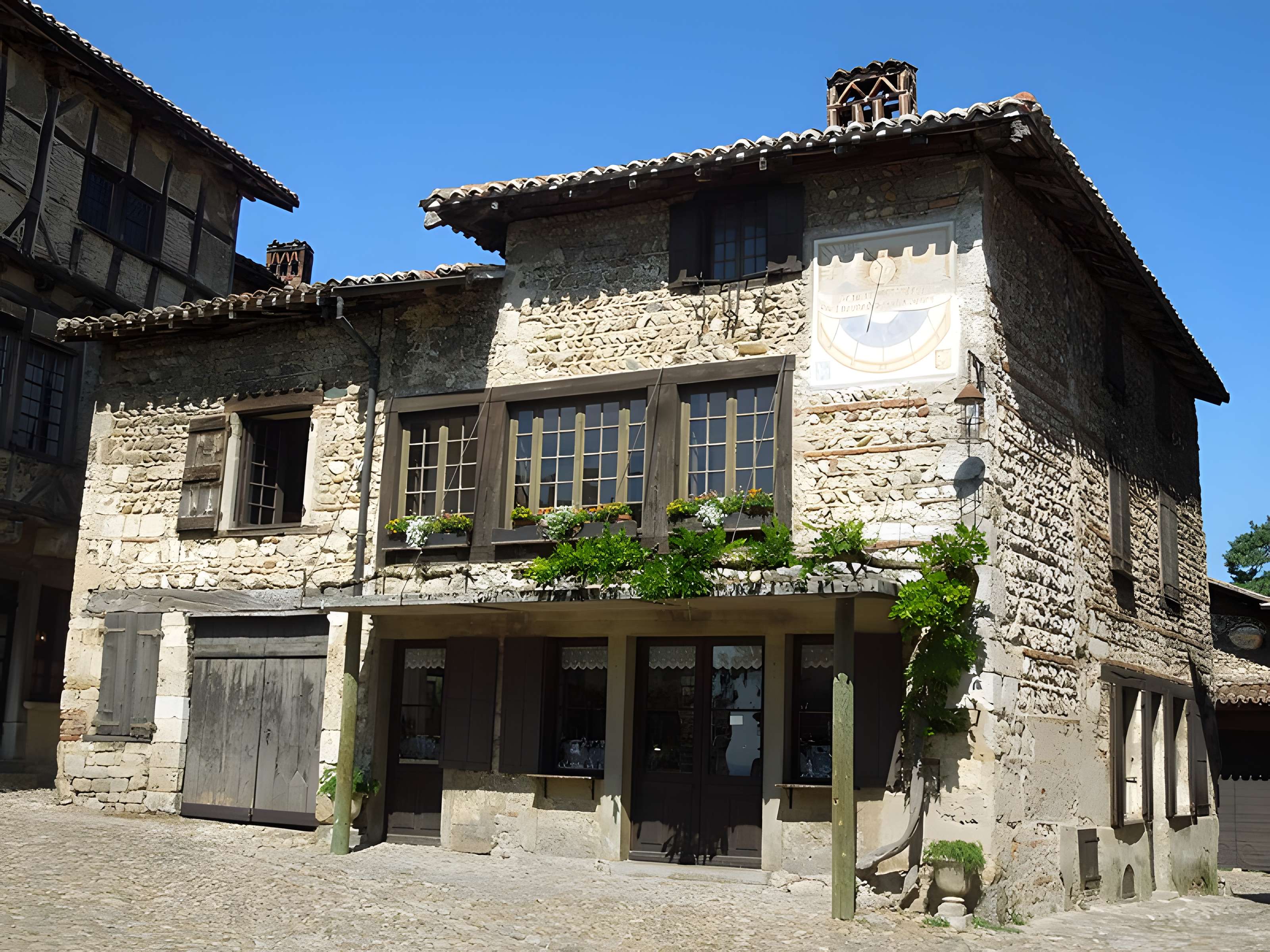 Hostellerie du Vieux Pérouges