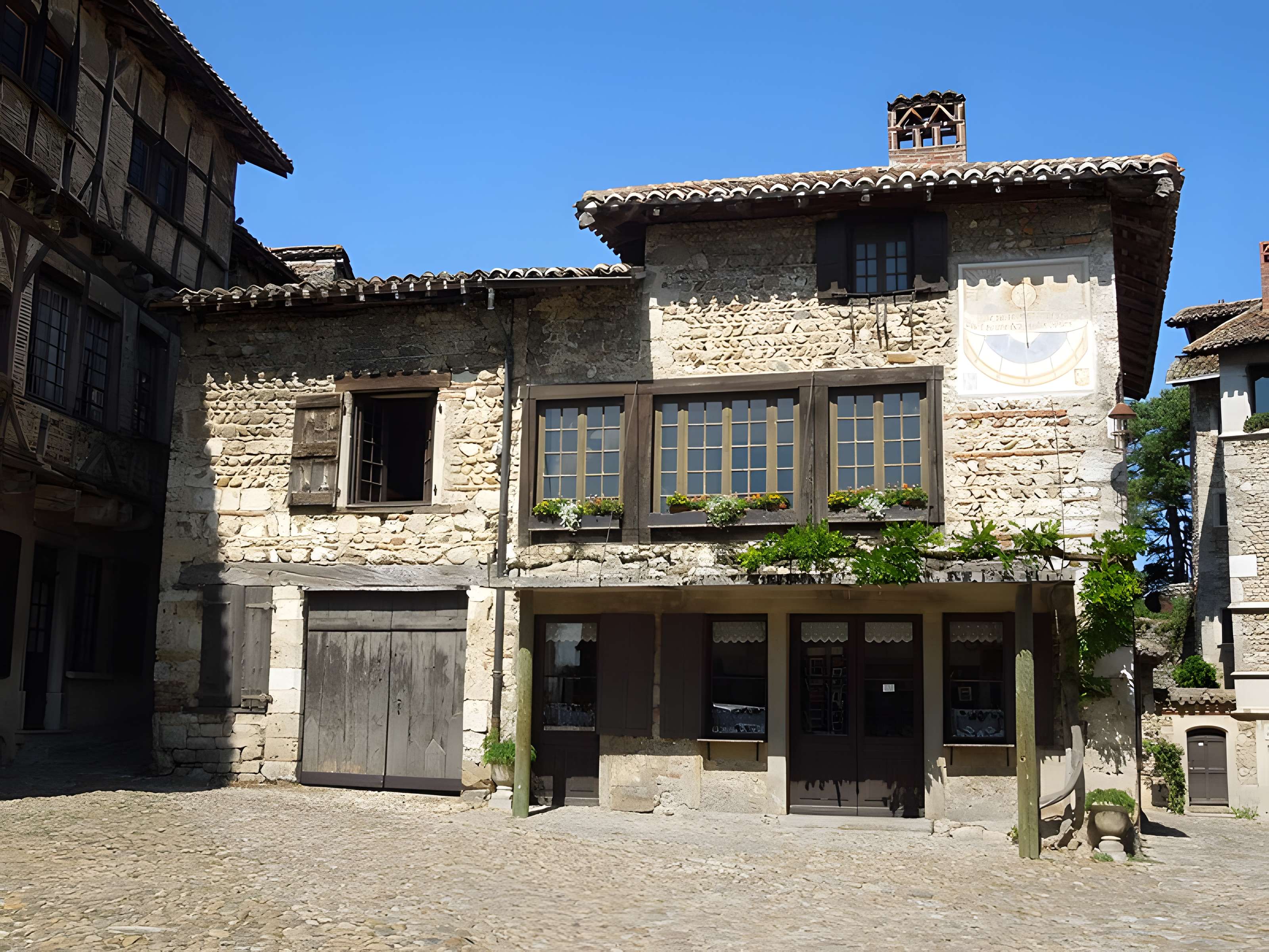 Hostellerie du Vieux Pérouges