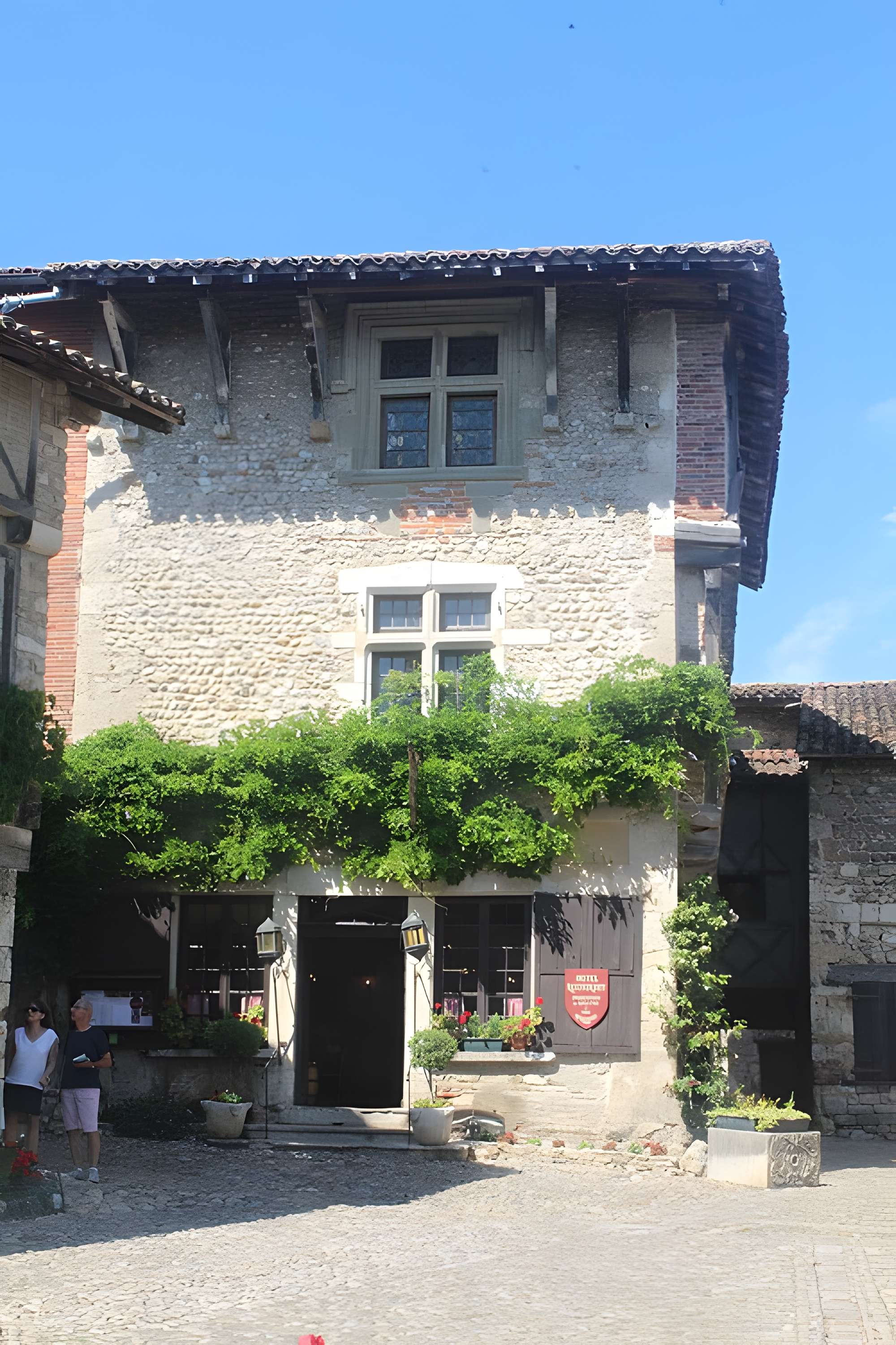 Hostellerie du Vieux Pérouges