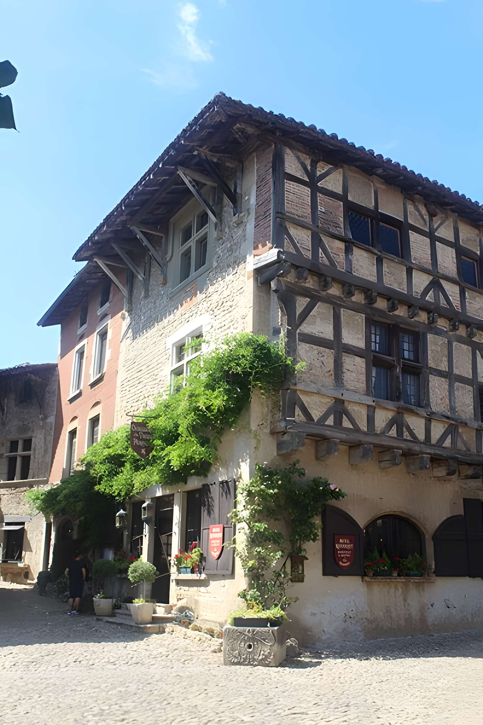 Hostellerie du Vieux Pérouges