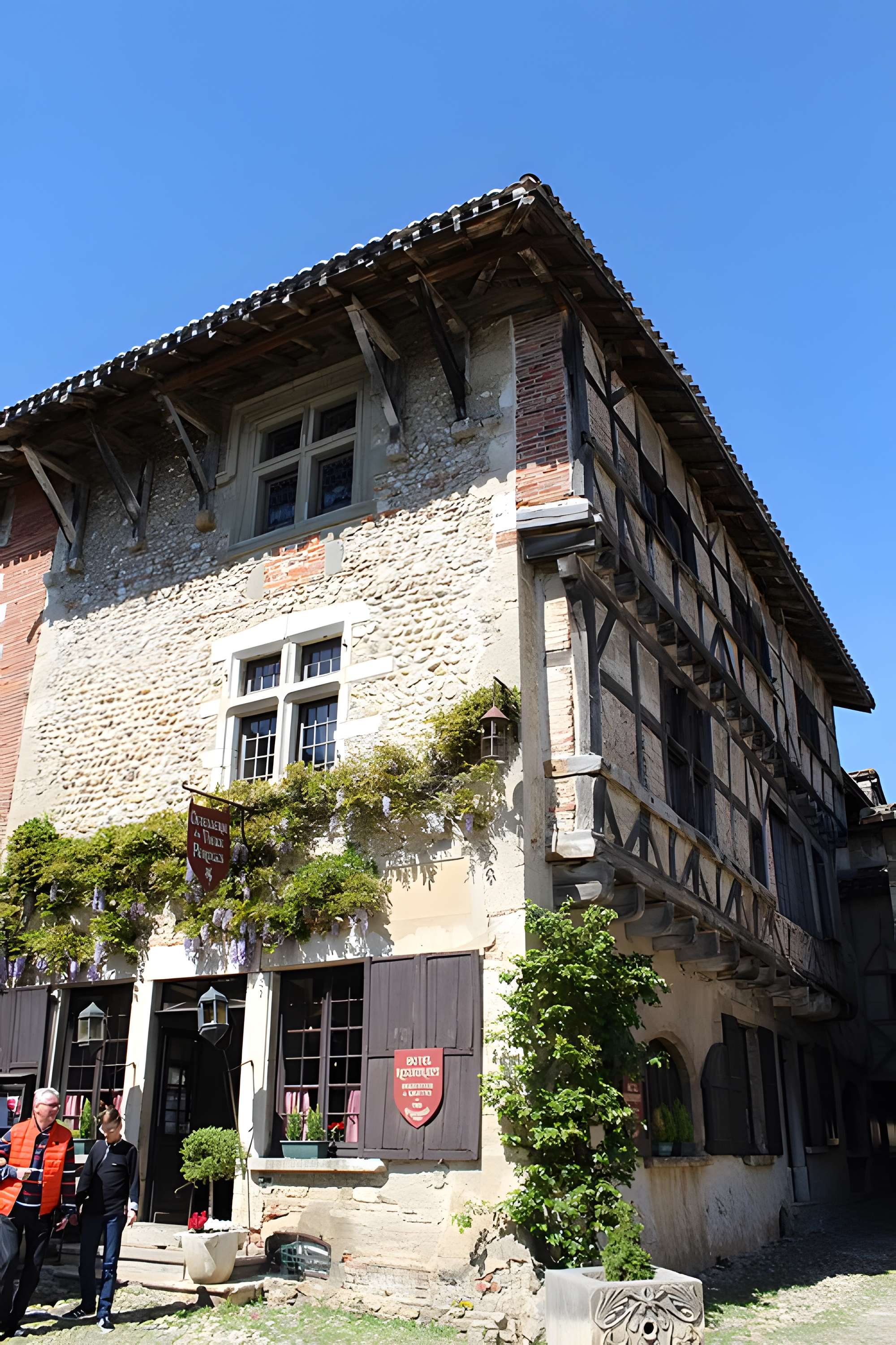 Hostellerie du Vieux Pérouges