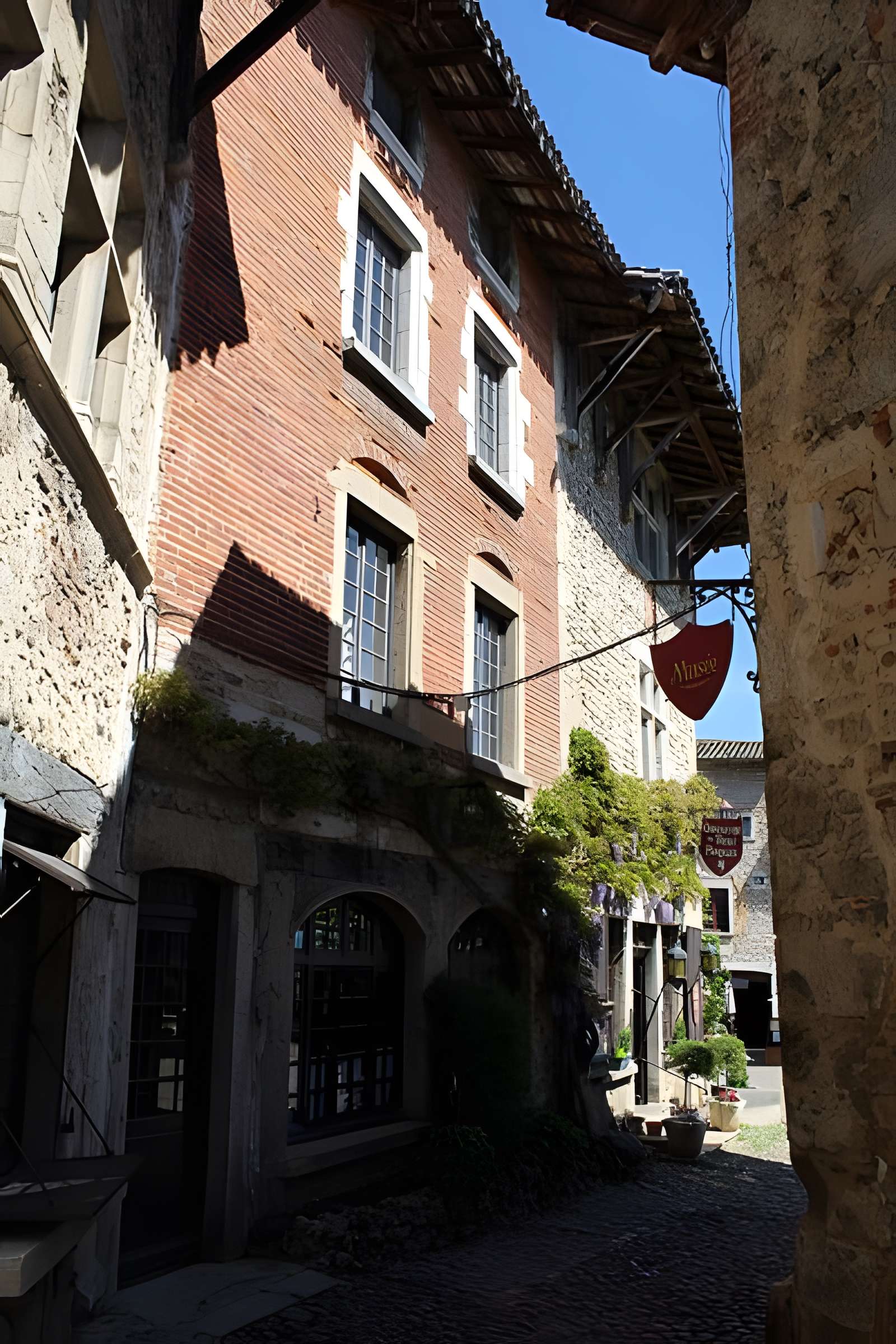 Hostellerie du Vieux Pérouges