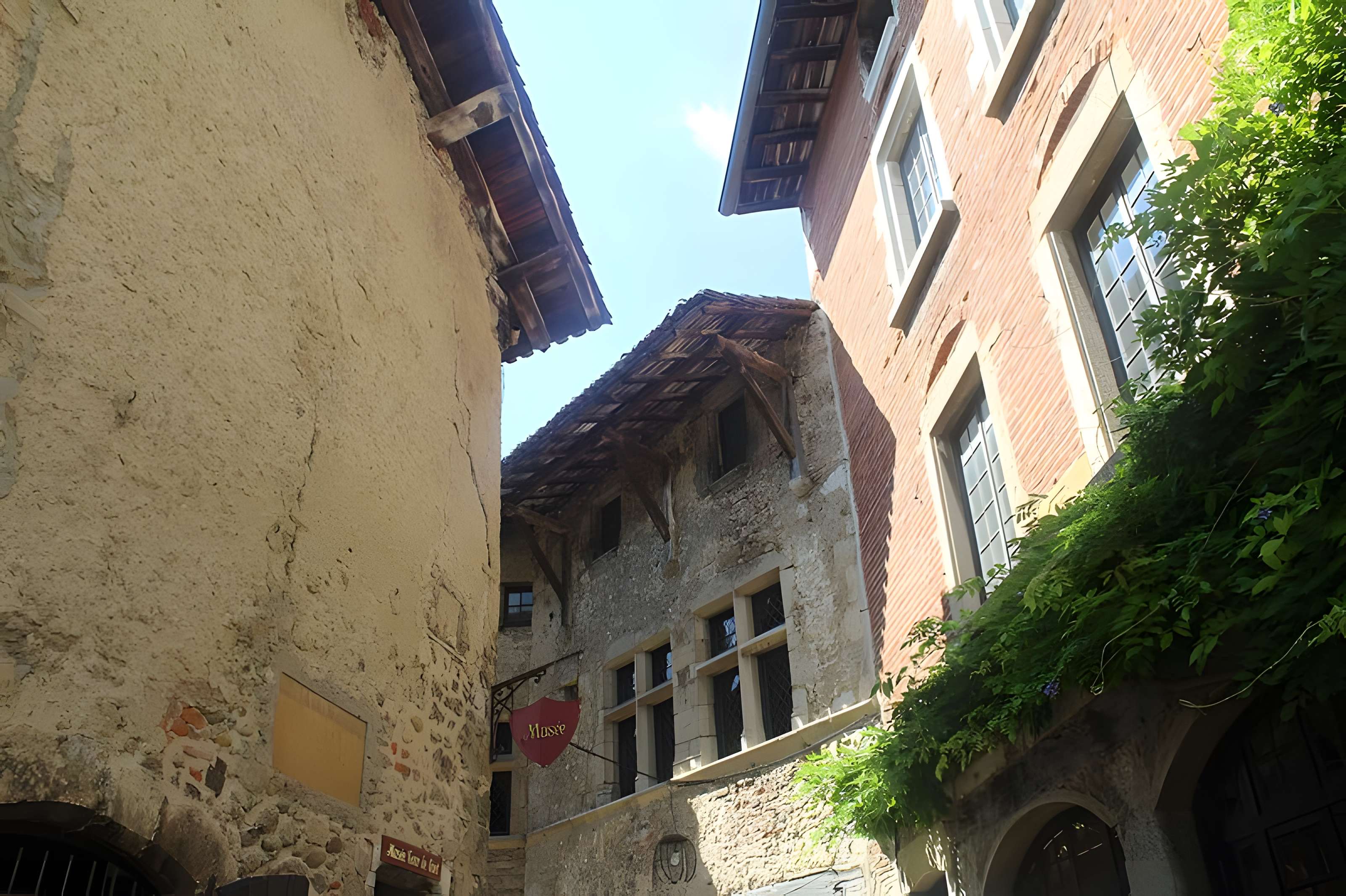 Hostellerie du Vieux Pérouges