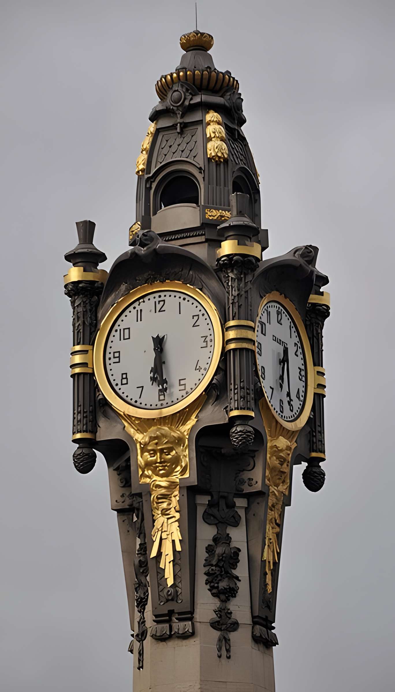 Horloge monumentale