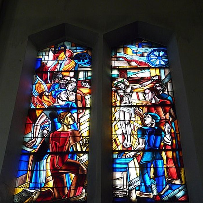 Photo de Eglise Sainte-Jeanne-dArc de Parilly