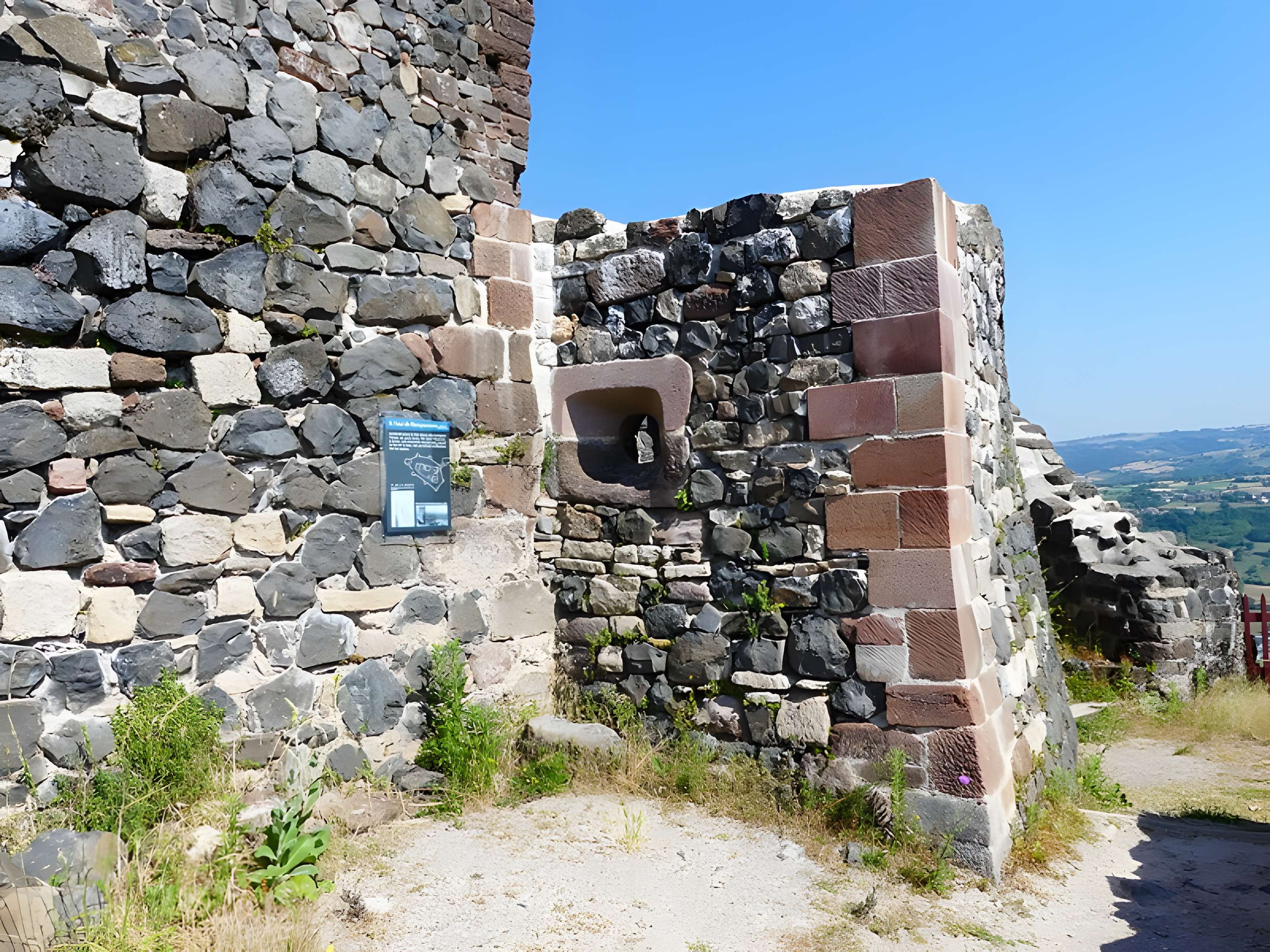Château de Calmont d'Olt