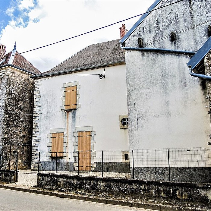 Photo de Ancienne maison forte, actuelle mairie
