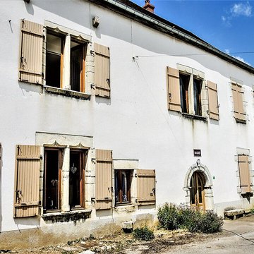 Ancienne maison forte, actuelle mairie