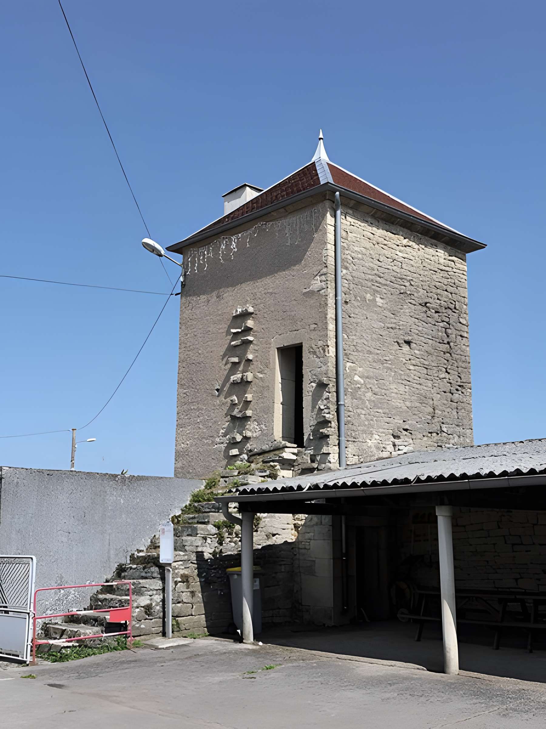 Ancienne maison forte, actuelle mairie